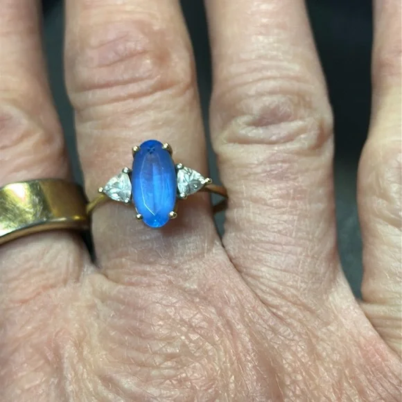 396545 10k Yg Spinel And Cz Ring - Picture 3 of 6